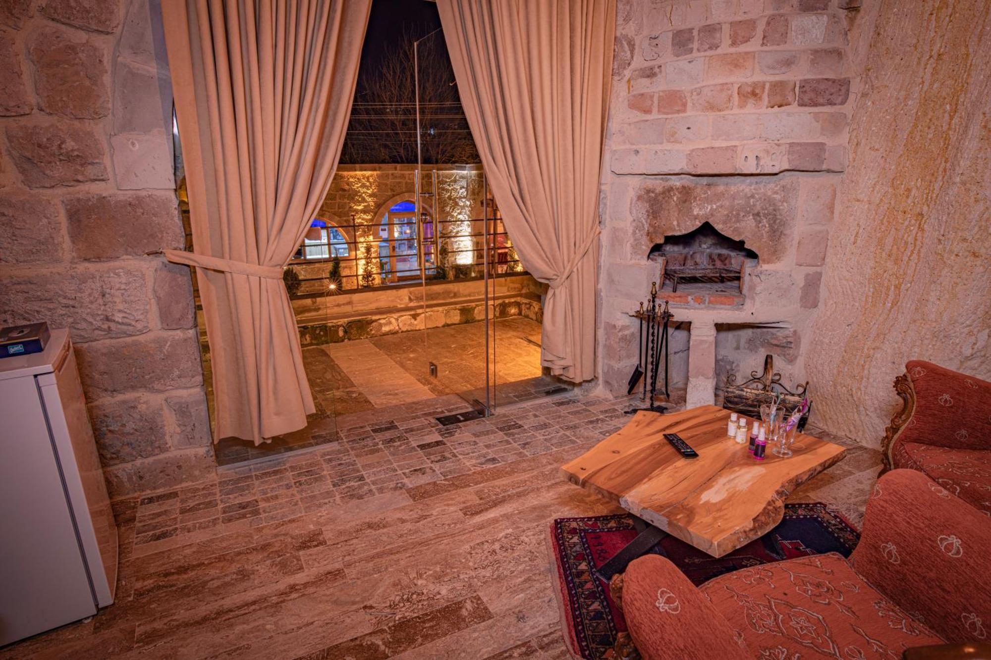 Sur Cave Hotel Urgup Exterior photo