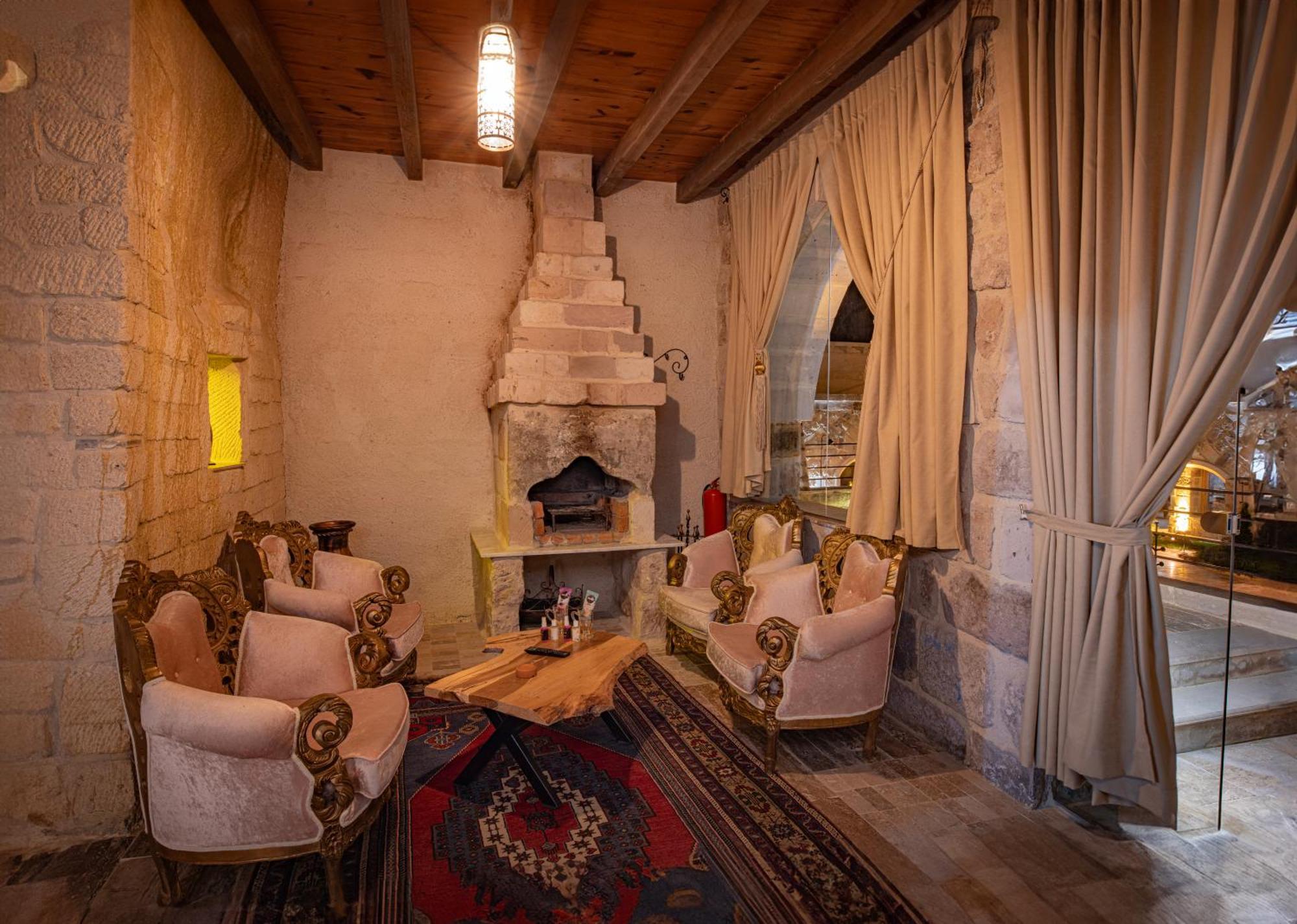 Sur Cave Hotel Urgup Exterior photo